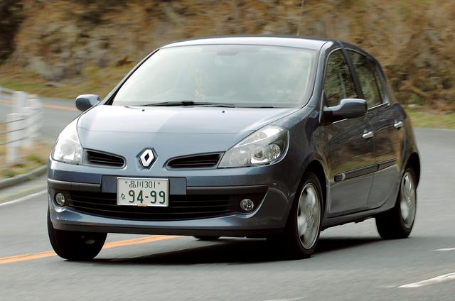 画像: 日本では2006年の3月に登場したルーテシア。欧州では「ClioⅢ」という名で販売されている。