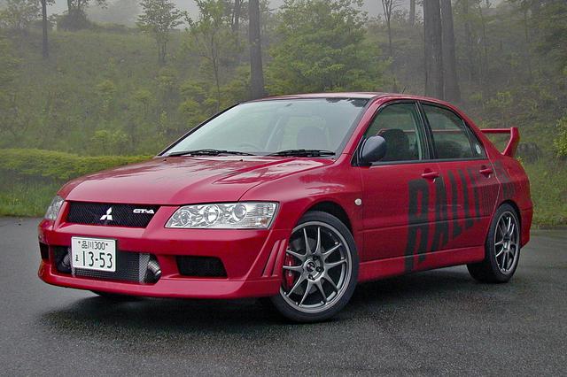 画像: フロントグリルの「GT-A」エンブレムがなければ、エボVIIのチューンドモデルと間違えられそうだ。