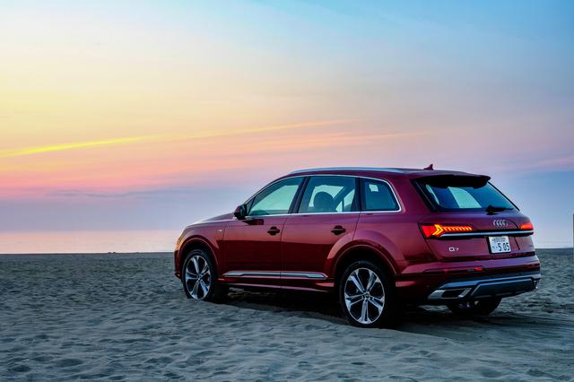 画像: アウディ Q7 55 TFSI クワトロ。アウディQモデルの新世代デザインが盛り込まれている。