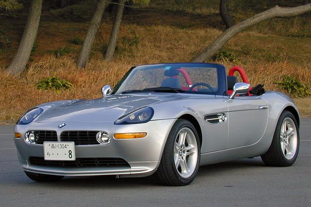 画像: 1950年代の名車、BMW 507をモチーフにしたというクラシカルな雰囲気もあるが美しいスタイリング。