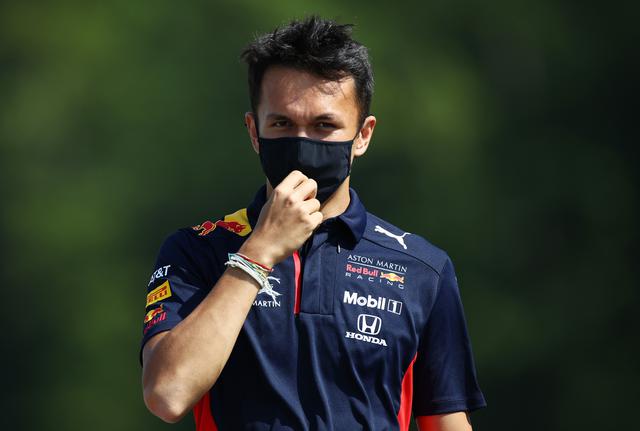画像: アレクサンダー・アルボン(レッドブル・ホンダ)。イタリアGPでは予選9位、決勝ではマシンにダメージを受けた状態で走行して15位。