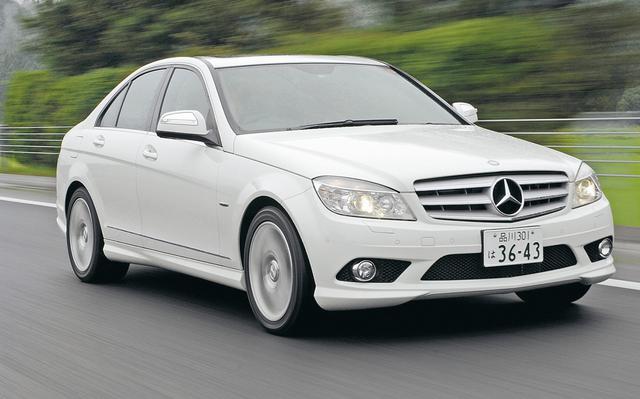 画像: メルセデス・ベンツ C300アバンギャルドS。ホイールベースは2760mmで3シリーズと同じだが、全幅はCクラスのほうが45mmも狭い。