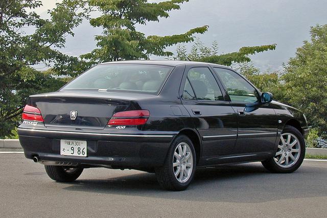 画像: 「sport」といったエンブレムも装着されておらず、後ろから見ただけでは従来のモデルと識別することは難しそうだ。