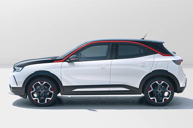 画像: オペル モッカは全長約4.15mのコンパクトな5シーターSUV。全高は1.55m未満と低く、スポーティさも感じられる。