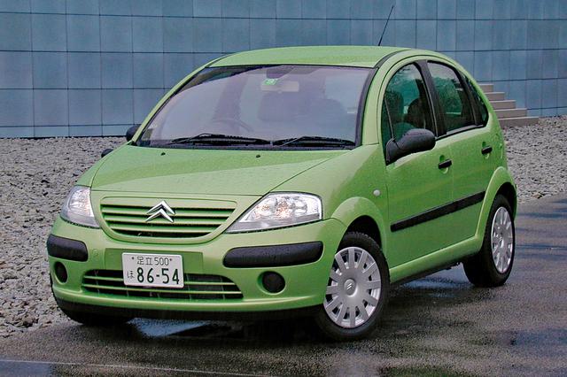画像: 2001年のフランクフルト モーターショーでワールドプレミアされたときから、注目度の高かった新世代シトロエンのC3。