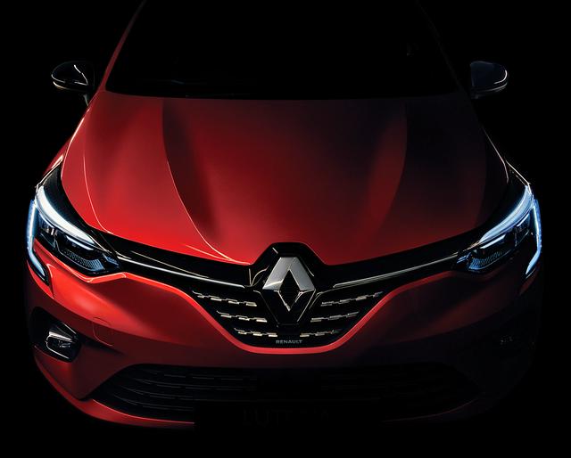 画像: ルノーモデルに共通の特徴的なフロントマスクが与えられた。
