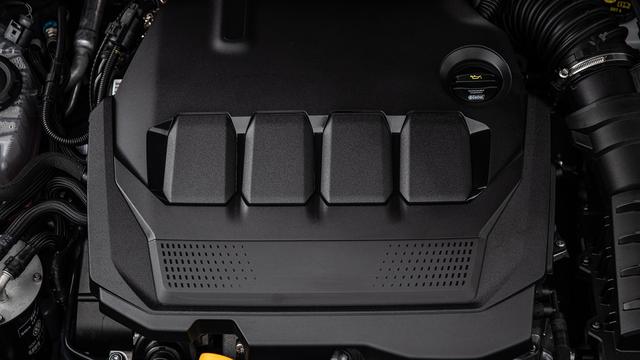 画像: パワートレーンは2L直4ディーゼルターボの35 TDI(写真)と1.5L直4ガソリンターボの2機種。