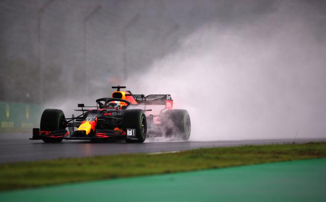 画像: この週末、速さを見せたレッドブル・ホンダだったが、自滅する形となり、結果を残せなかった。