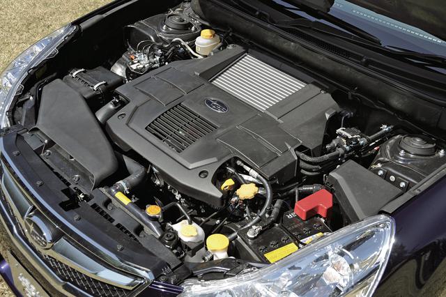 画像: 2.5Lに排気量アップされたターボエンジンの最高出力は5psアップにとどまるが、35.7kgmの最大トルクは2000-5600rpmで発生する。