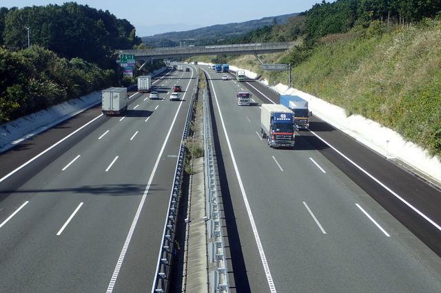 画像: 片側 3車線の 6車線化により、さまざまな効果が期待されている。