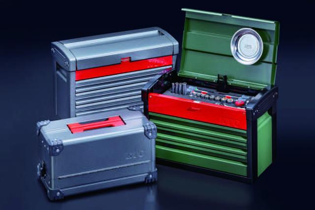画像: EKR-103にはミリタリーグリーン×レッド、ダークグレー×レッド、EK10Aにはダークグレー×レッドを用意。