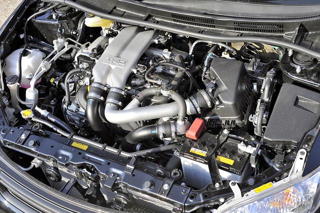 Trdがカローラ フィールダーをスポーツワゴンに仕立て上げた 10年ひと昔の国産車 61 1 2 Webモーターマガジン