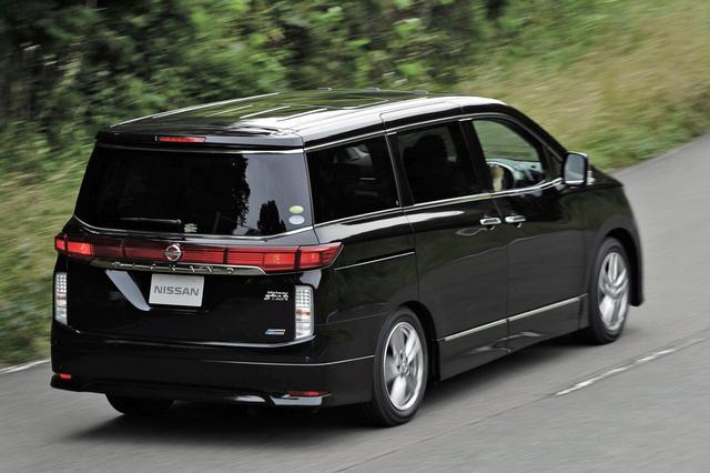 画像: 3.5LのV6とエクストロニックCVTとの相性は良く、初期ゲインの少ない穏やかな発進は、「キング of ミニバン」らしいもの。