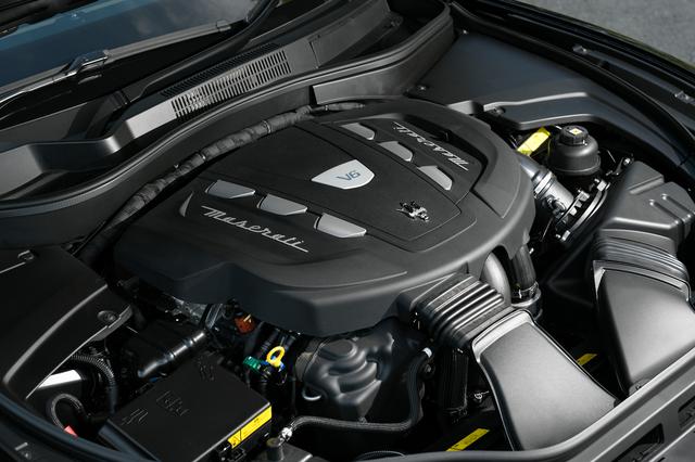 画像: 間もなく生産を終了する、最高出力275psと最大トルク600Nmを発生する3LのV6ディーゼルターボ。