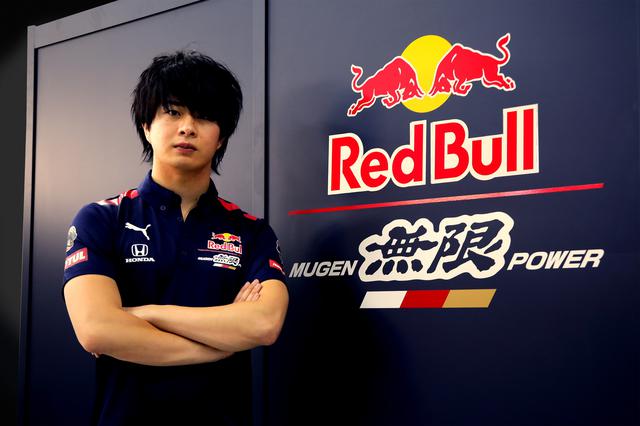 画像: 2007年レースデビュー、2018年全日本F3選手権3位、2019年 全日本F3選手権 4位、2020年はSUPER GT GT300にARTA NSX GT3で参戦して4位、スーパーフォーミュラではルーキーで初優勝を飾り話題となった。