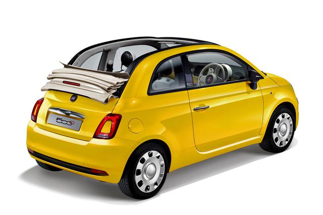 画像: 500C ミモザ 2のキャンバストップには明るいベージュを採用している。