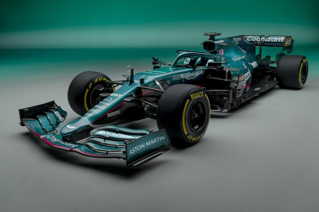 画像: 61年ぶりにF1に復帰するアストンマーティン。チーム名は「アストンマーティン コグニザント フォーミュラ1チーム」、マシン名は「AMR21」。ドライバーはセバスチャン・ヴェッテルとランス・ストロール。