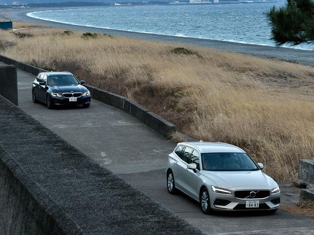 画像: ベーシックグレードに目を向けるのも悪くない。(右ボルボ V60 B4モメンタム/左BMW 318iツーリング)
