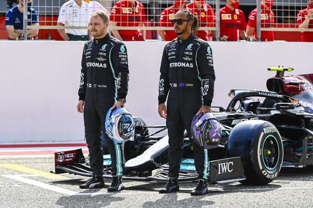 画像: 王者メルセデスAMGはバルテリ・ボッタス(左)とルイス・ハミルトンのコンビ。ハミルトンにとっては記念すべき年になるかもしれない。
