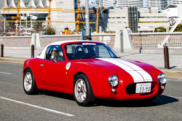 画像: 装着したエアロは「コードネーム タイプF」で、S2らしいボディメイクを施している。クラシカルな見た目に、最新デバイスを搭載した対照的な組み合わせが今風だ。