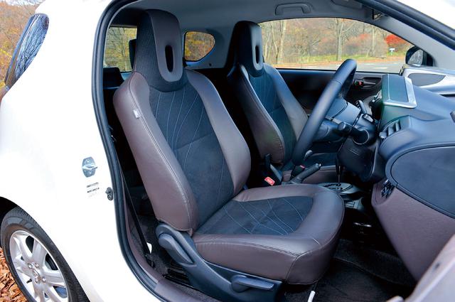 画像: 前席シートバックを薄型にして後席スペースを確保。運転席ニーエアバッグ、助手席シートクッションエアバッグなど全部で9つのエアバッグを標準装備。