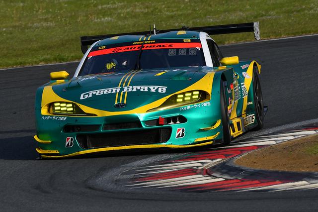 画像: 1回目のピットでタイヤを交換しなかった52号車スープラの圧勝かに思えたが。