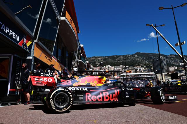 画像: 2年ぶりのF1開催となったモナコ、初日は好天に恵まれた。