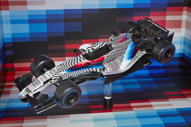 画像: 2分の1スケールモデルの「アルピーヌ F1×フェリペ・パントネ」。