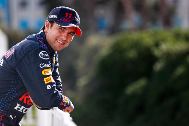 画像: 初日トップタイムをマークしたセルジオ・ペレス(レッドブル・ホンダ)。予選で上位につけて優勝争いに加わりたいところ。
