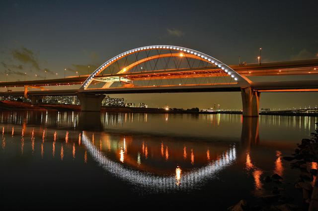 画像: 五色桜大橋(ライトアップ時)