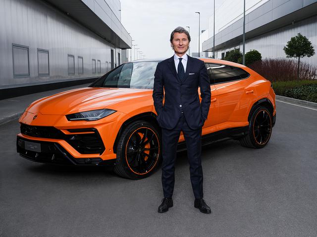 画像: ステファン・ヴィンケルマンCEOは、「具体的な電動化プロジェクトをとおして環境負荷を削減するために貢献したいと考えている」と語る。