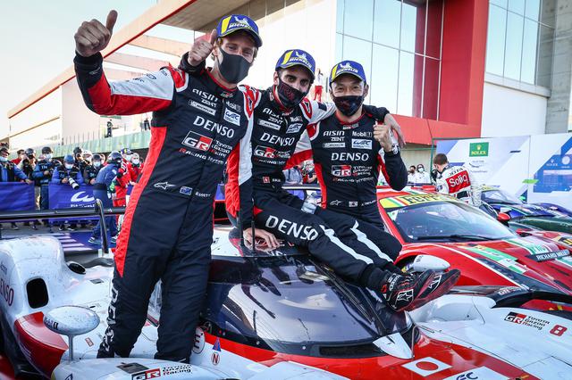 画像: 優勝した8号車トヨタGR010 HYBRID。左からブレンドン・ハートレー、セバスチャン・ブエミ、中嶋一貴。8号車は開幕戦に続いて2連勝。