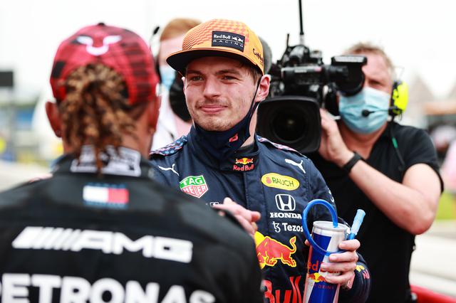 画像: 先手を討って2ストップ戦略に変更して優勝したマックス・フェルスタッペン(レッドブル・ホンダ)。