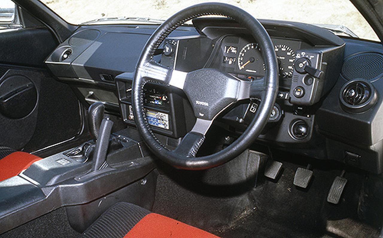 TOYOTA MR2 AW11の純正ステアリング