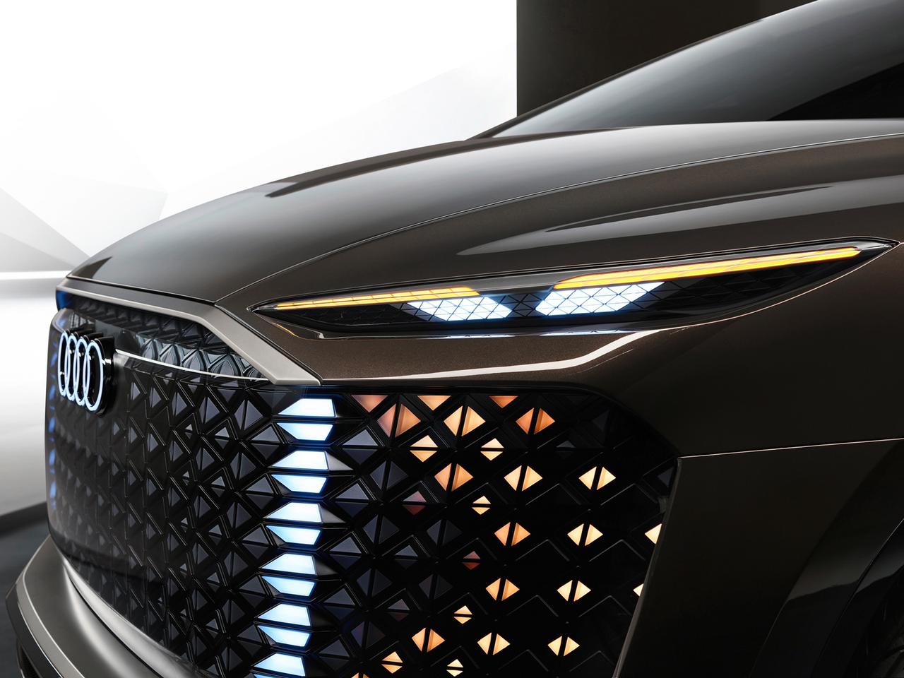 アウディ AUDI 創立100周年記念ピンズセット 未使用 アウディ RS e-tron GT 4WD（価格:839.9万円, 神奈川県, 物件