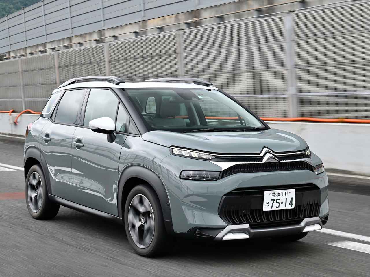 試乗 シトロエン C3エアクロスsuvに加わったディーゼル搭載車は なかなかの好印象 長距離ランナーには こちらがオススメか 1 2 Webモーターマガジン 試乗 シトロエン C3エアクロスsuvに加わったディーゼル搭載車は なかなかの好印象 長距離ランナーには こちらがオススメか 1 2 Webモーターマガジン