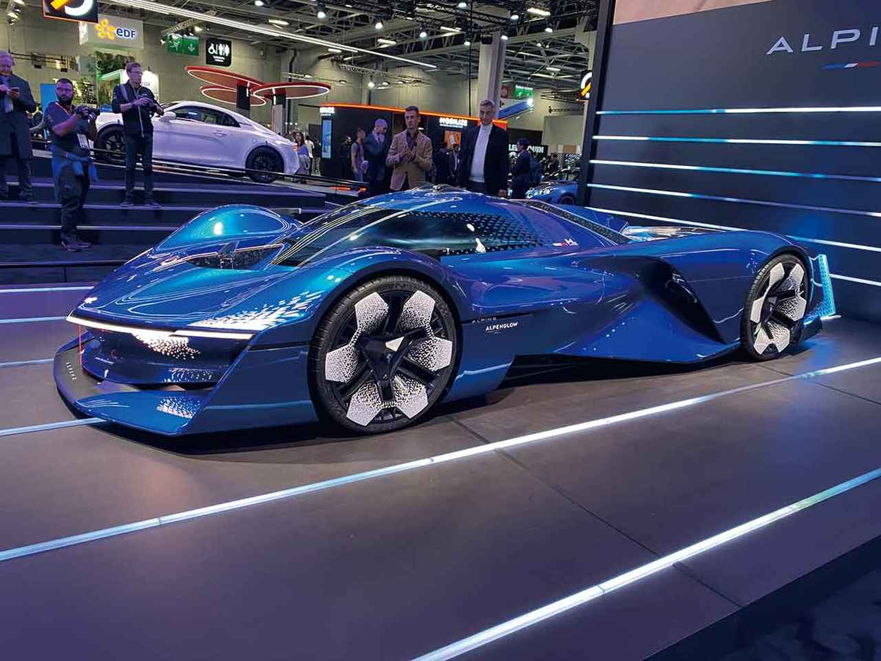 プジョー・シトロエン専門店🇫🇷MAMA🚗 | A110の音が（E）ん