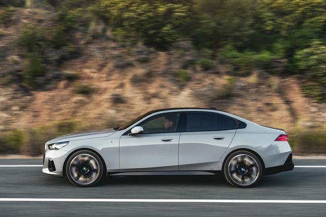 画像: 動的な伸びやかさをアピールするフォルム