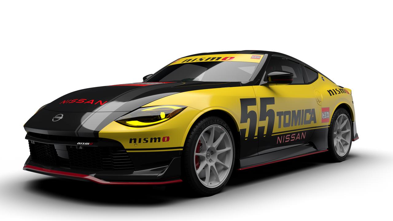 画像: 日産からは「フェアレディZ NISMO」が対象車として選定された。 鮮やかなイエローとブラックの強いコントラストでパワフルなスポーティーさを表現。日産自動車のレース活動のヘリテージからインスパイアされたカラーリングとなっている。 © TOMY