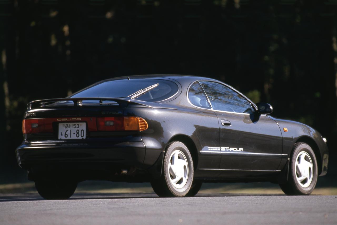 St185 Rare Color ST185セリカGT-FOURは、グラマラスなボディとリアLSDを装備して魅力アップ!【GTmemories13 ST165/185 セリカ ...