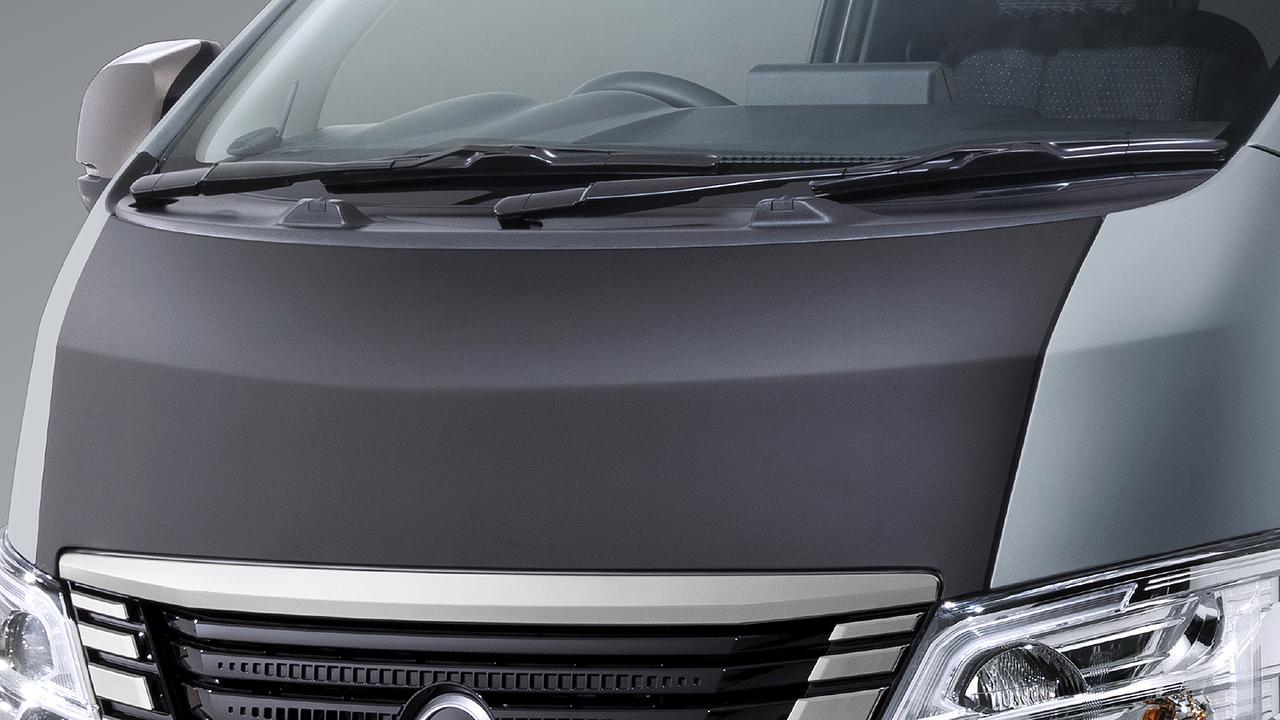 画像: プロテクションシールドは、日産が独自開発した業界初となる撥水・防汚・耐候機能を持ち合わせた純正のプロテクションラッピングだ。