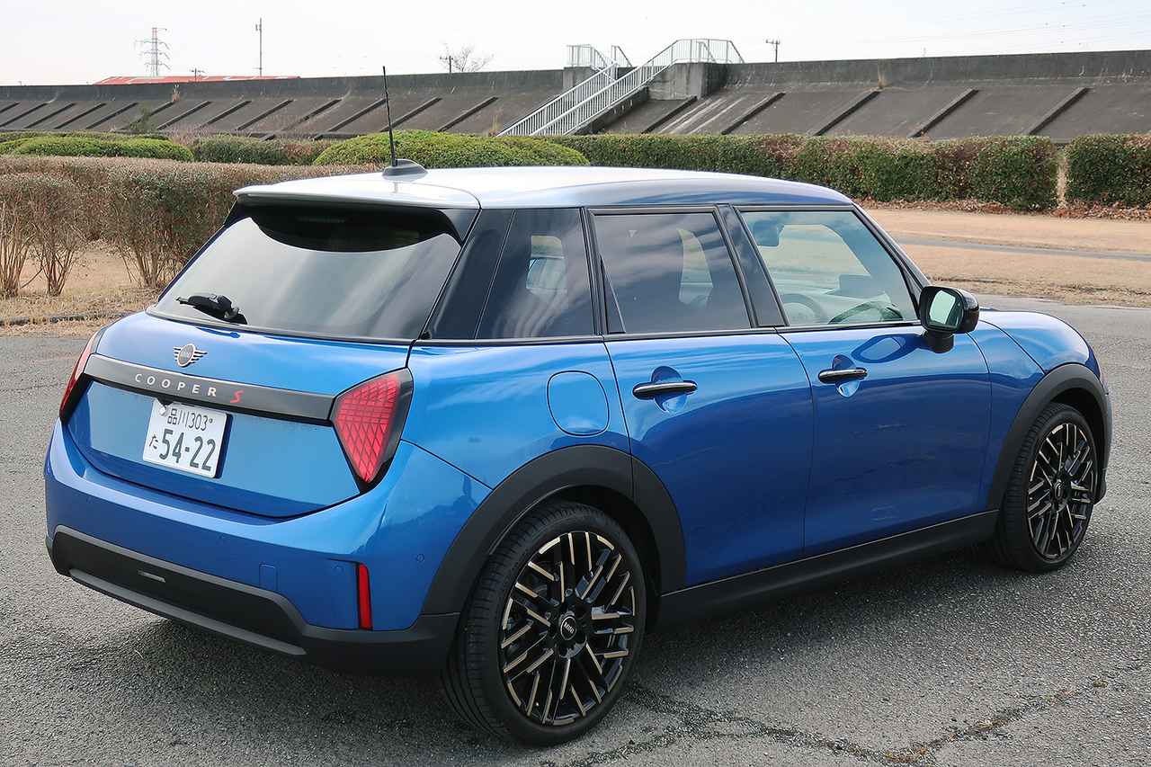 画像 : 2番目の画像 - MINI クーパーＳ 5ドア 写真蔵 - Webモーターマガジン