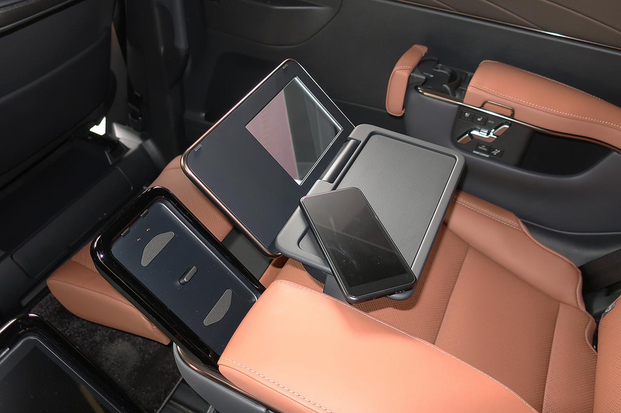 画像 : 12番目の画像 - トヨタ ヴェルファイアPHEV 写真蔵 - Webモーターマガジン
