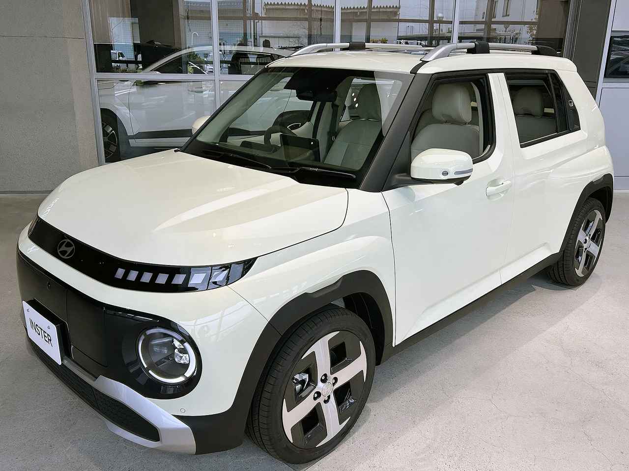 画像: ヒョンデ インスターは2025年4月10日より発売開始。一充電走行距離は458km！ - Webモーターマガジン