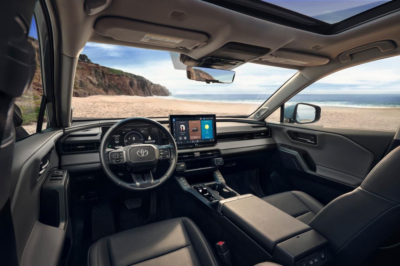 画像 : 7番目の画像 - 新型RAV4について知っておくべき5つのこと～完全電動化した6代目の魅力を掘り下げてみる～ - Webモーターマガジン