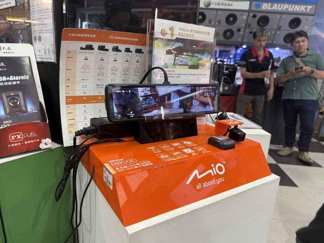 画像: 価格帯や、機能の違いによって数多くの製品をラインアップする「Mio」。