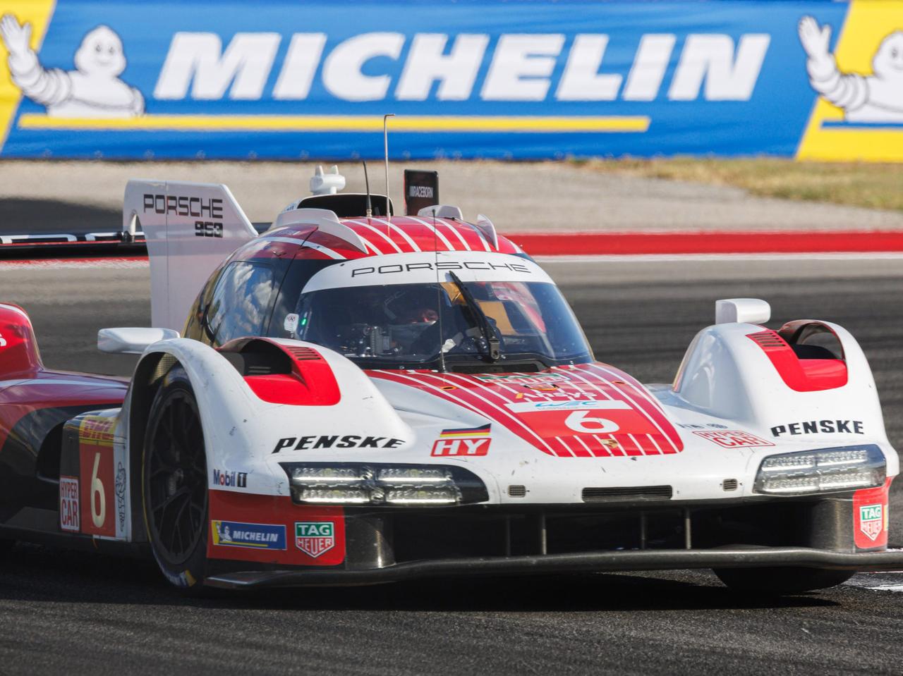 ポルシェ ロスマンズ スウェット レース レーシング 車 耐久 スーパー耐久マシンフォーカス：フルオートマでレースをする時代