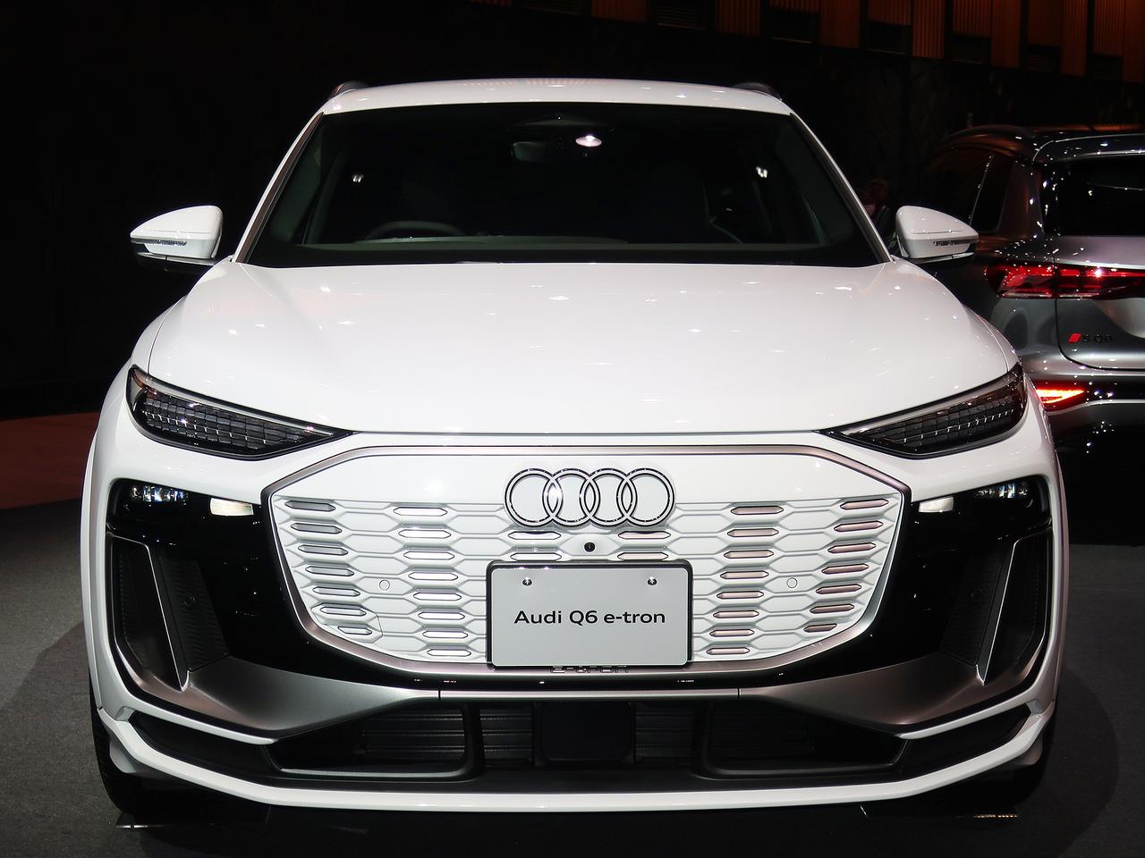 画像: 【写真蔵】新プラットフォームを採用したアウディのプレミアム ミッドサイズSUV電気自動車「Q6／SQ6 eトロン」 - Webモーターマガジン