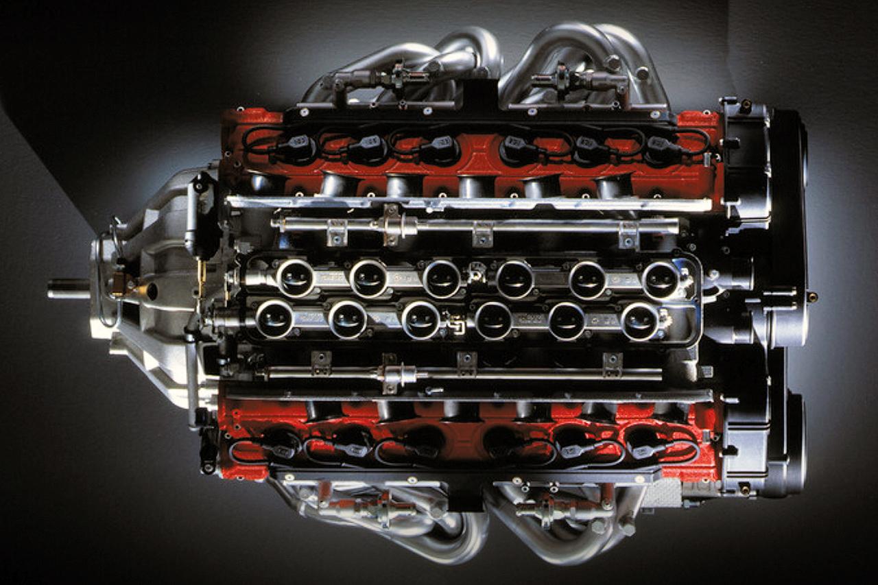 画像: 456GTのV12エンジンを485ps／58.0kgmにまでチューニング。そのパフォーマンスは世界最高峰だった。