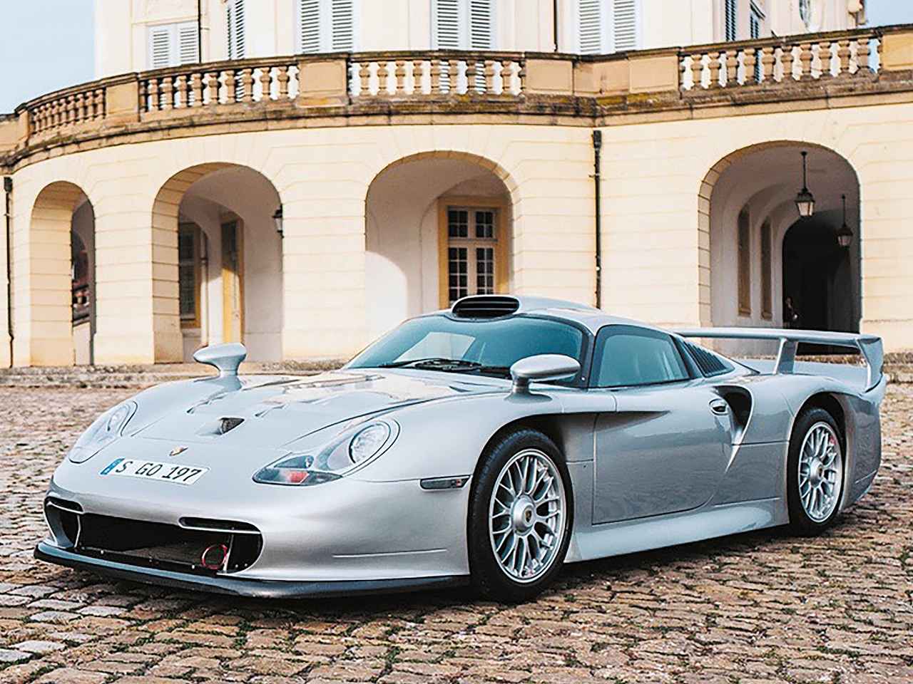 画像 : 1番目の画像 - ポルシェ 911GT1 - Webモーターマガジン
